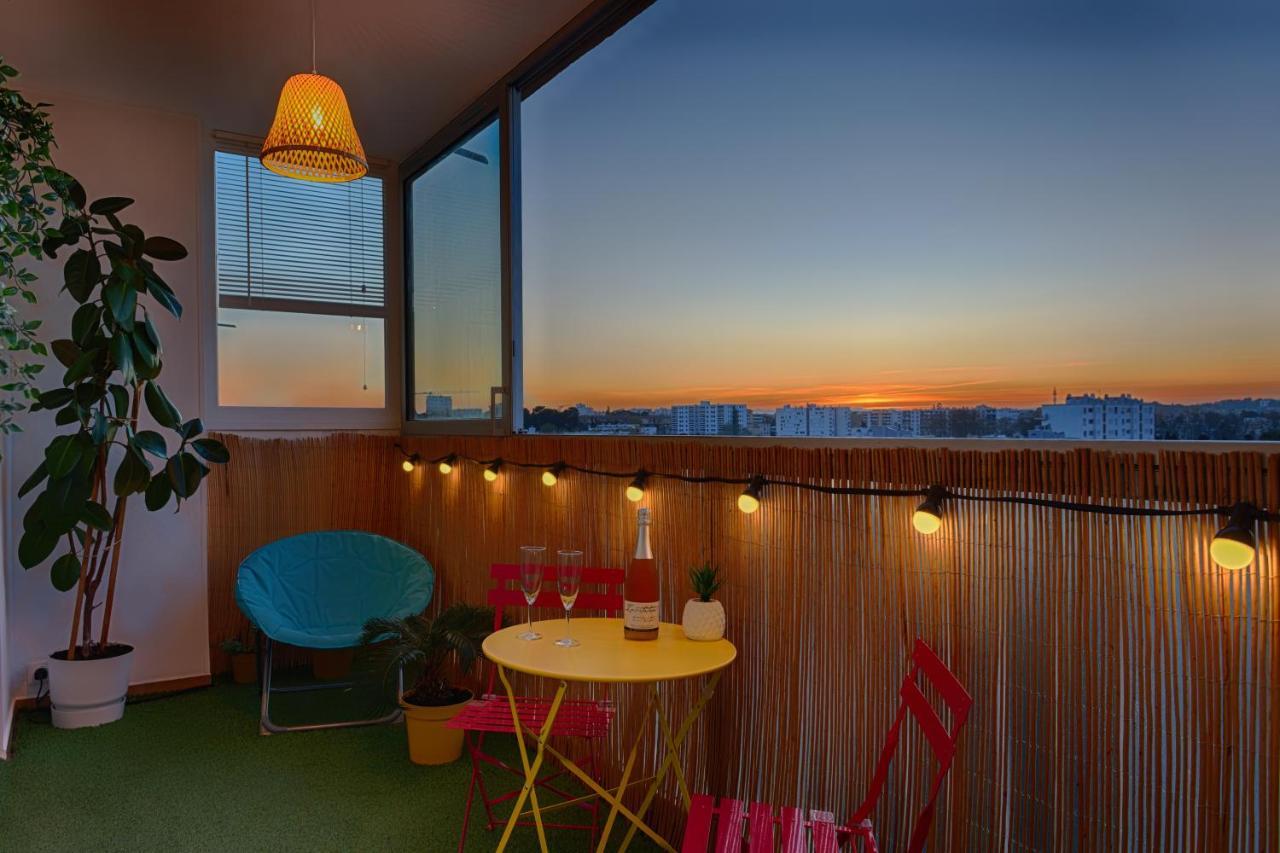 Nid Panoramique VUE WOW ! SPAdéco - LoungeZEN - Terrasse ensoleillée - arrivée autonome - Netflix - emplacement idéal - Lumineux - rénové à neuf - Wifi Fibre - Montpellier Exterior foto